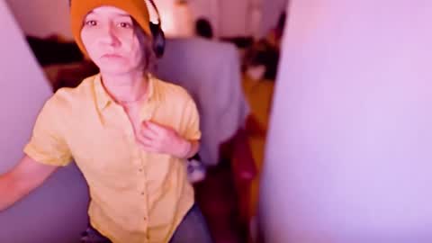 Snapshot of tomboy_titties chatting on September 13, 5:54 am tomboy_titties online show from September 13, 5:54 am