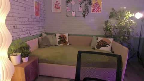Tomie online show from April 29, 2:38 am