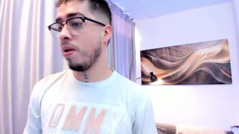 tommas_johnson online show from May 30, 12:36 pm
