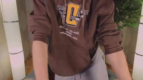 Tommie online show from February 28, 5:26 am