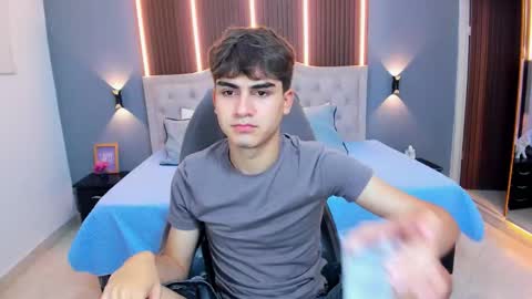 Tommy  online show from February 26, 3:43 am