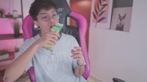 Blue  online show from January 15, 12:52 am