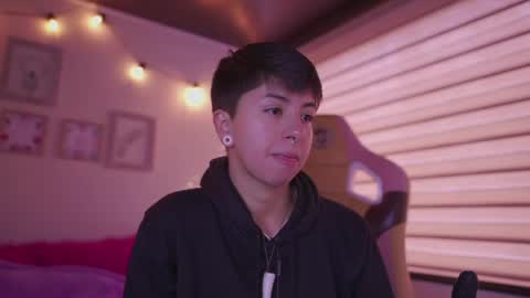 Blue  online show from May 25, 12:44 pm