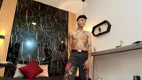 tommy_will online show from January 15, 3:15 am