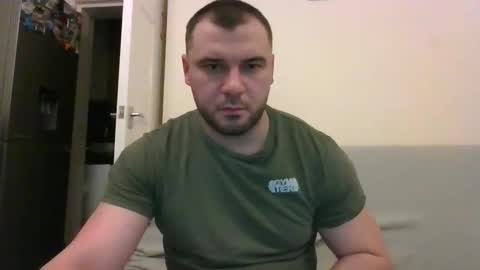 Snapshot of tommyy19901 chatting on February 19, 7:05 pm tommyy19901 online show from February 19, 7:05 pm