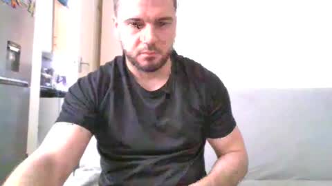 Snapshot of tommyy19901 chatting on February 2, 12:24 pm tommyy19901 online show from February 2, 12:24 pm