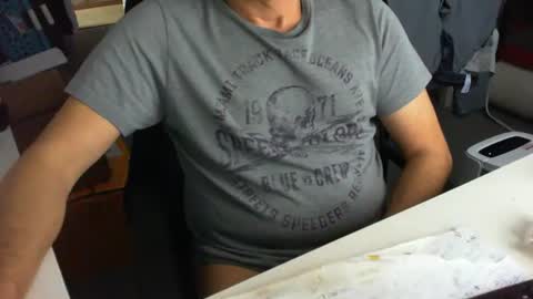 Tom online show from December 3, 12:06 pm