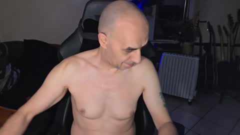 toninspektor online show from November 16, 9:39 pm