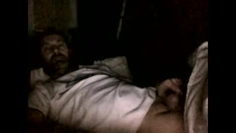 Snapshot of tonio358965 chatting on February 10, 3:24 am tonio358965 online show from February 10, 3:24 am