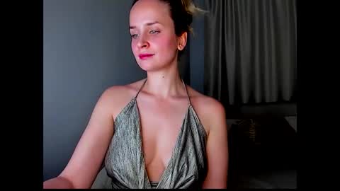 Tony and Alice online show from December 15, 7:54 pm