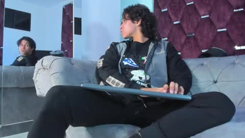 Tony Benedetti online show from February 24, 11:52 pm