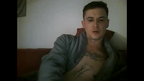 tonystrawberry online show from February 21, 12:02 am