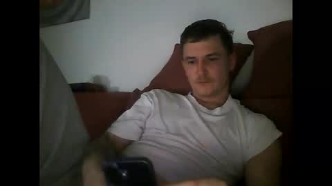 tonystrawberry online show from January 9, 10:04 pm