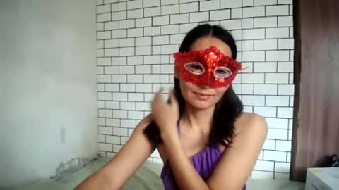 too609042 online show from April 24, 6:37 am