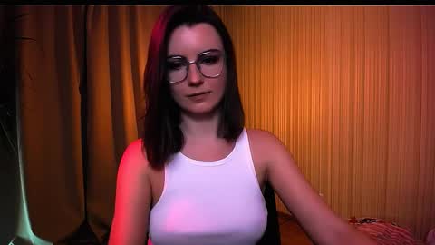 Elizabeth online show from November 26, 12:24 pm