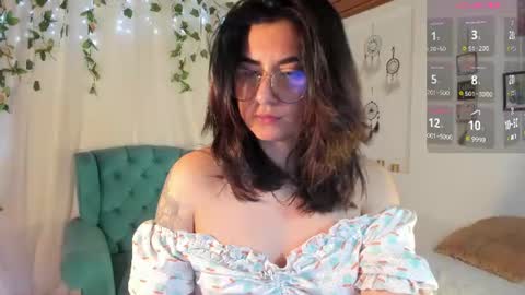 tori_just online show from July 20, 5:48 pm