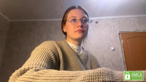 Anita online show from April 11, 10:30 am