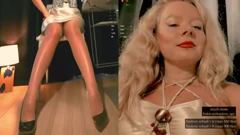 Madam Viktoria   Vacation in Portugal  2811 - 0412 online show from June 16, 3:05 pm
