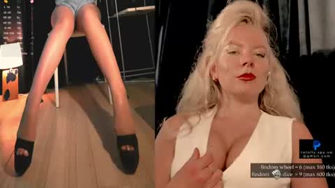 Madam Viktoria   Vacation in Portugal  2811 - 0412 online show from June 26, 10:21 am
