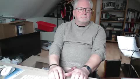 Snapshot of toto758 chatting on October 20, 2:00 pm toto758 online show from October 20, 2:00 pm