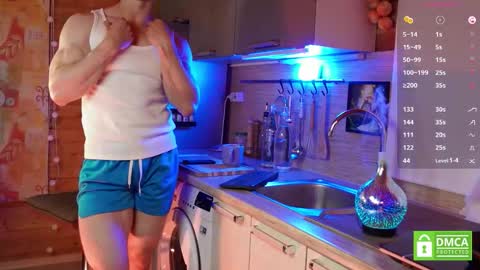 Paul online show from October 24, 2:45 am