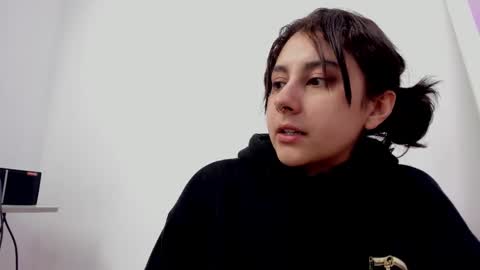 Liana online show from October 10, 2:45 pm