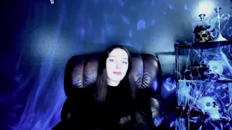 toxicdomme online show from April 16, 8:09 pm