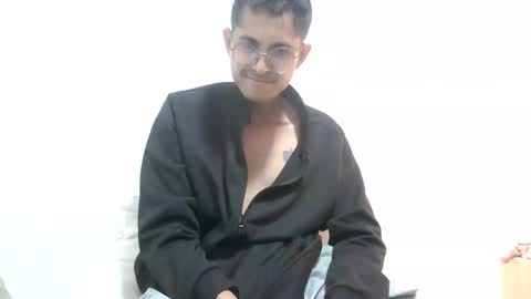 Xander online show from May 20, 1:57 am