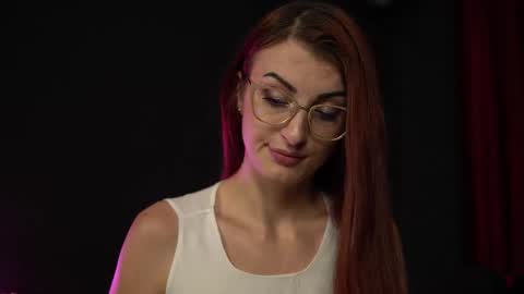 Tracy online show from October 12, 6:43 pm