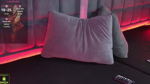 STACY online show from April 21, 9:05 am