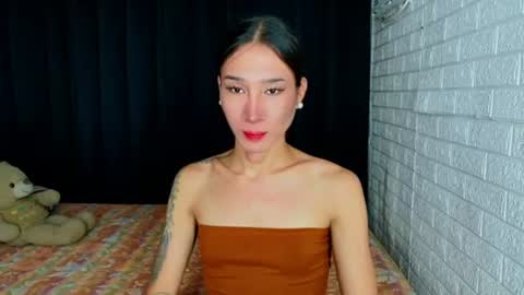 Chloe online show from July 6, 1:57 am