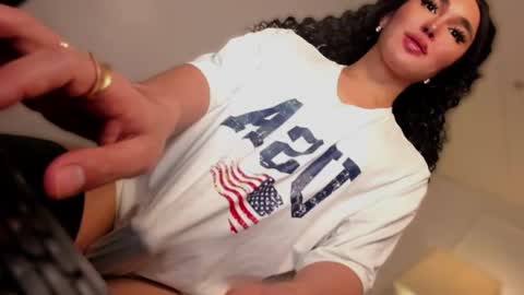Snapshot of transnextdoor_ chatting on September 28, 10:08 pm ALMIGHTY GODDESS VALENTINA online show from September 28, 10:08 pm