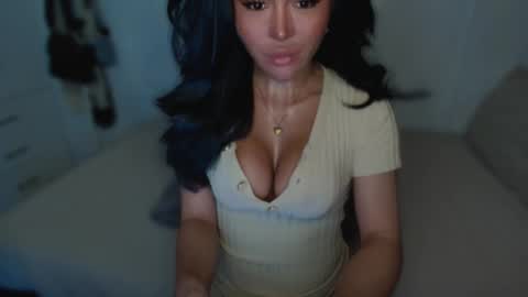 Snapshot of transnextdoor_ chatting on February 28, 2:20 am ALMIGHTY GODDESS VALENTINA online show from February 28, 2:20 am