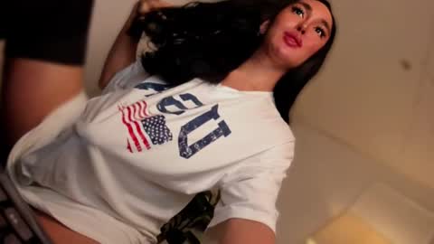 Snapshot of transnextdoor_ chatting on September 27, 10:07 pm ALMIGHTY GODDESS VALENTINA online show from September 27, 10:07 pm