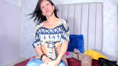 CLEO online show from November 18, 12:52 pm