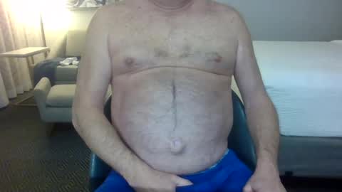 Snapshot of travelingman53 chatting on January 15, 6:01 am Travelingman53 online show from January 15, 6:01 am