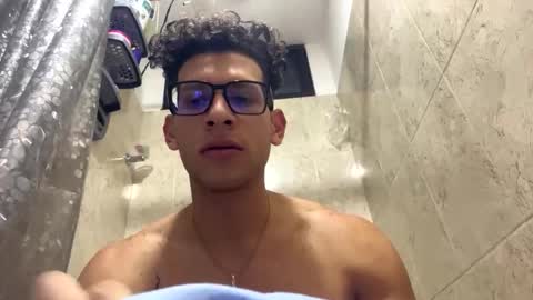 TRAVIS. online show from April 3, 3:13 am