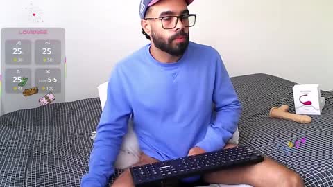 Hunter man online show from April 6, 6:31 pm