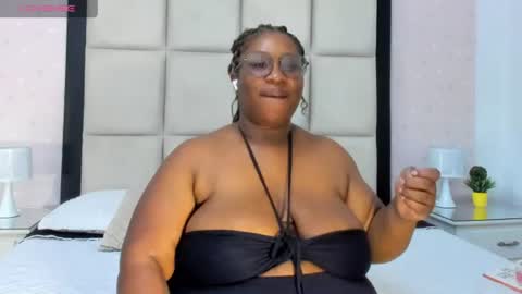 Treisy Vixen big ass online show from June 30, 10:25 am