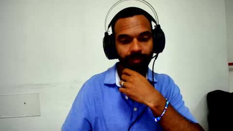Snapshot of trek320rr chatting on December 3, 1:06 pm TREK320RR online show from December 3, 1:06 pm