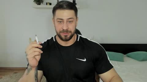 Trent online show from December 3, 9:39 am