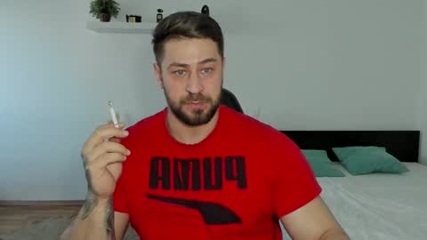 Trent online show from December 18, 7:58 am