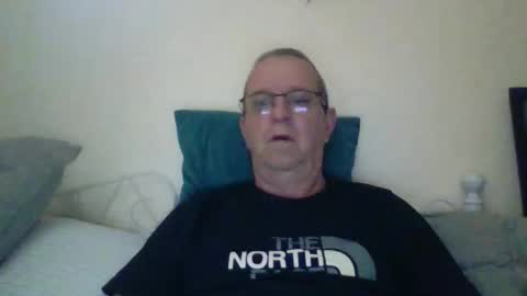 Fe-fi-fo-fum online show from May 13, 9:52 am