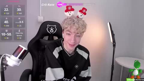 TrevorBenson online show from December 19, 3:02 am