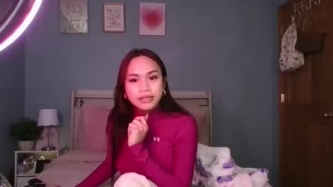 tricie_flor05 online show from March 2, 1:21 am