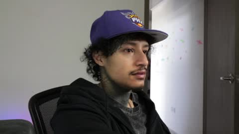 - trieone online show from March 29, 3:35 pm