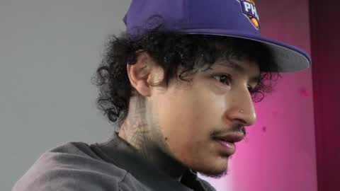 - trieone online show from April 14, 3:26 pm