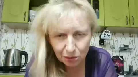 TrinaAdair online show from December 3, 4:18 pm