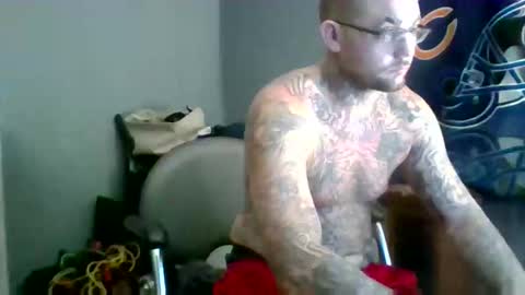 Snapshot of triplexnasty444 chatting on September 18, 7:45 am triplexnasty444 online show from September 18, 7:45 am