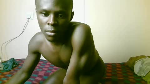 Tris6 online show from February 6, 10:01 pm